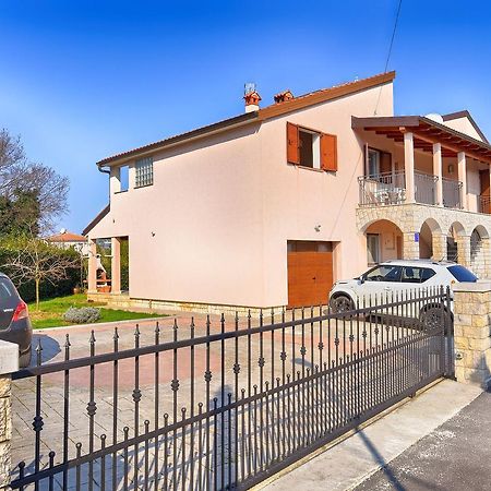 Apartment Monfiorenzo 1551 Ровин Екстериор снимка