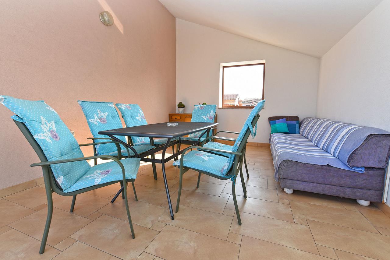 Apartment Monfiorenzo 1551 Ровин Екстериор снимка