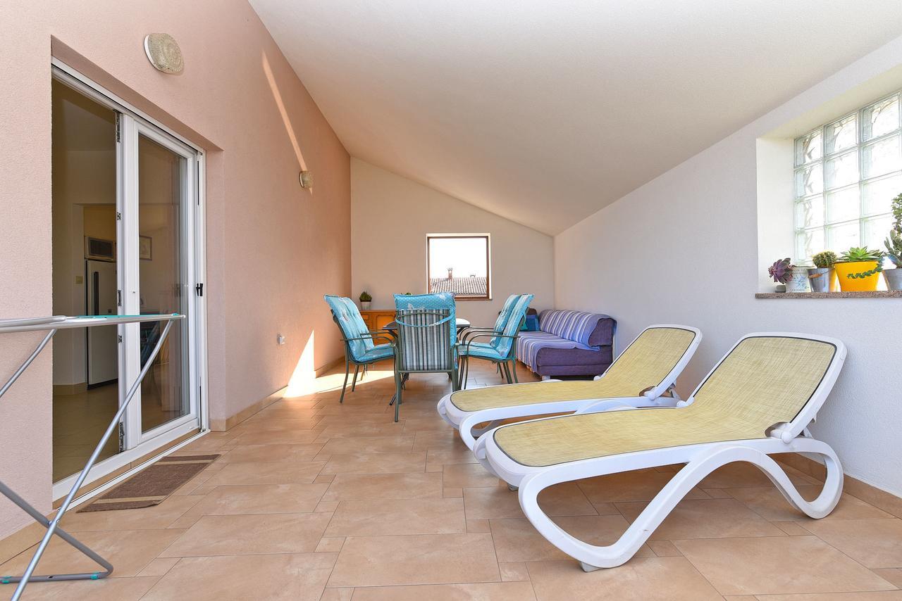 Apartment Monfiorenzo 1551 Ровин Екстериор снимка