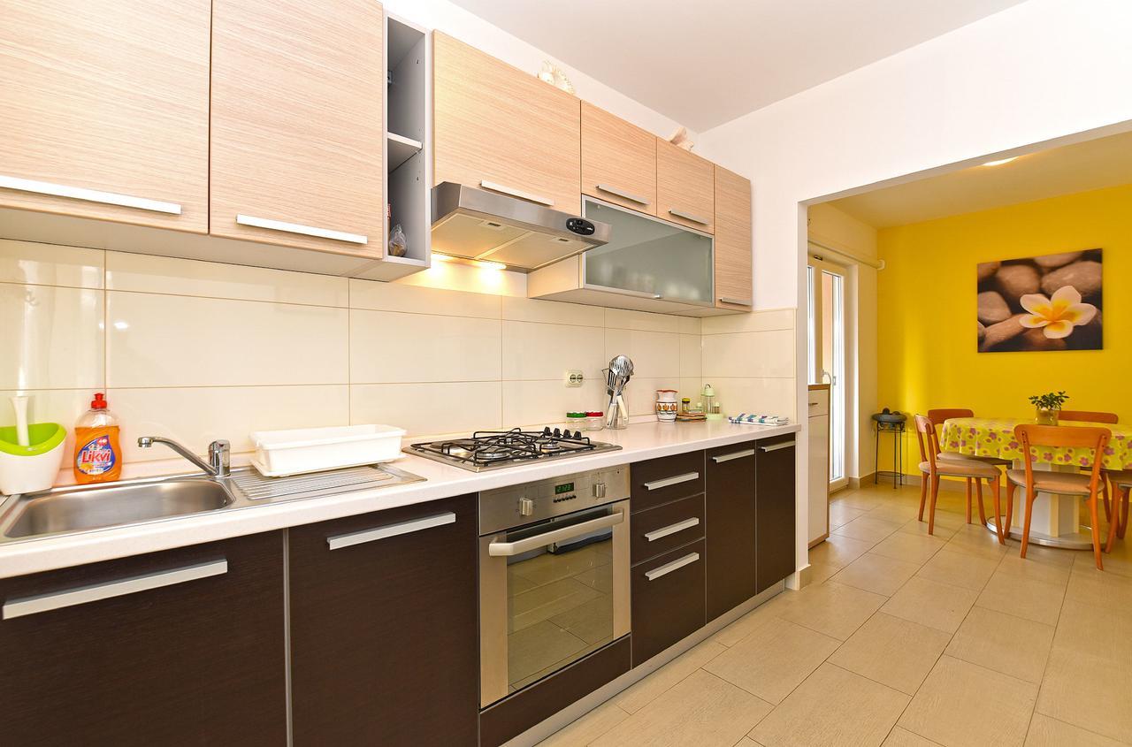 Apartment Monfiorenzo 1551 Ровин Екстериор снимка